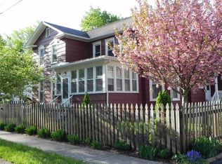 22 Spring St, Brockport, NY 14420