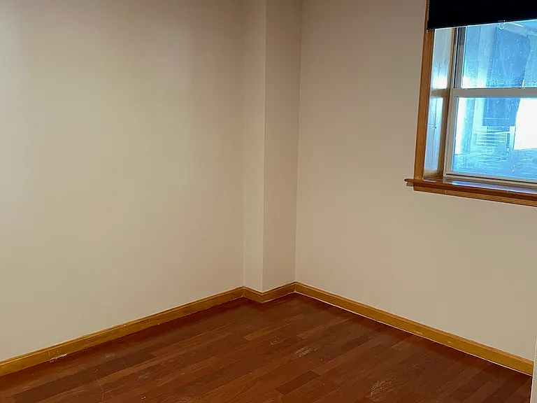 335 N 10th St #2-C — Photo 15