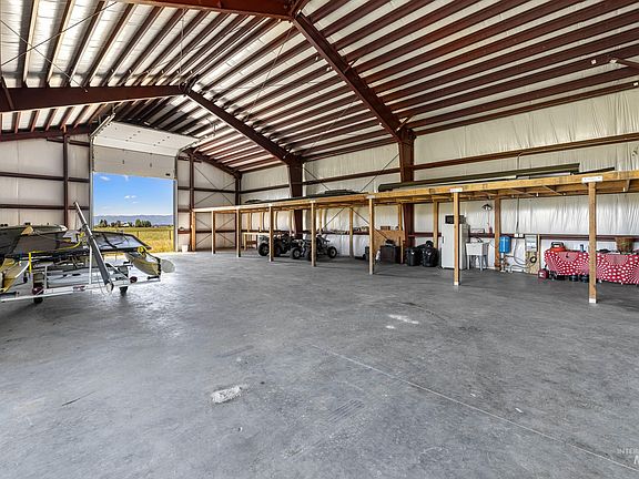 4th image of 12231 Finlandia Rd