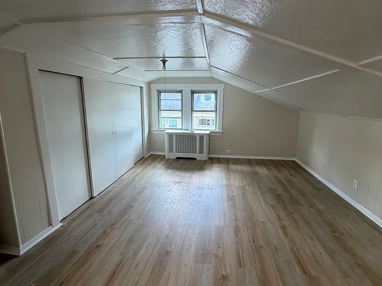 302 Shadeland Ave — Photo 14