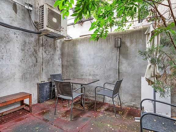 5th image of 139 Essex St APT B