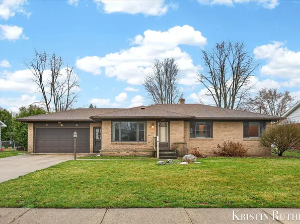 4172 Blackfoot Dr SW, Grandville, MI 49418