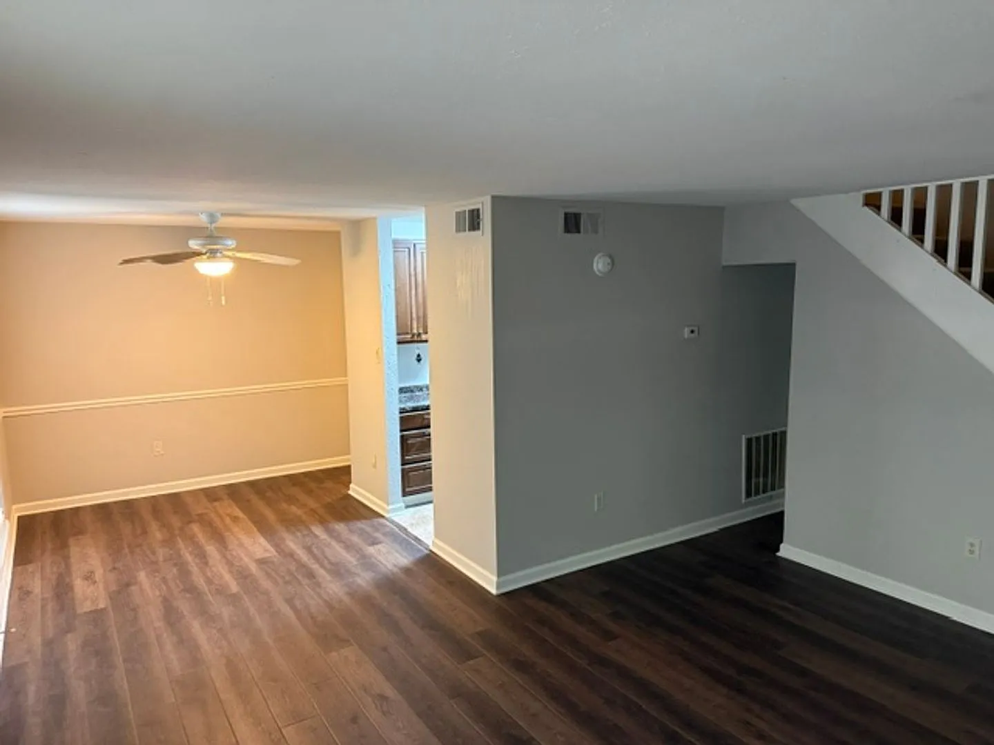 Signal View Rental - E71 — Photo 1
