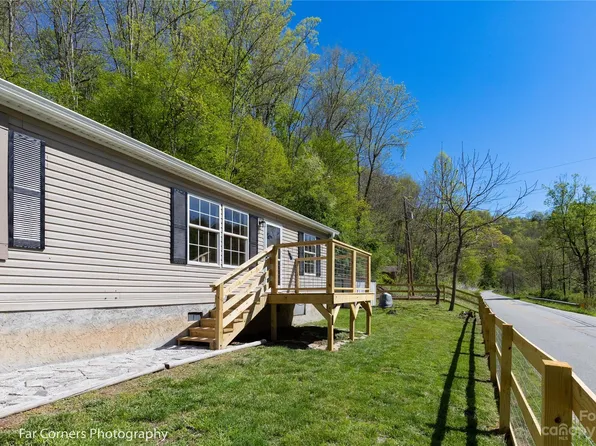 1714 Carolina Hwy #226, Bakersville, NC 28705