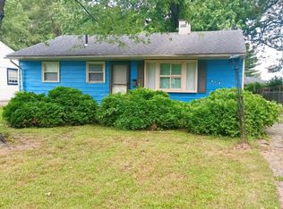 946 S Hampton Rd, Columbus, OH 43227