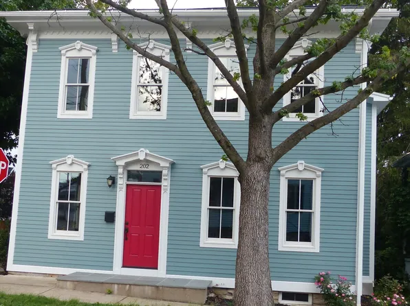 202 S 2nd St, Lewisburg, PA 17837