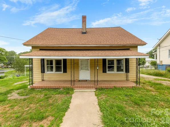 217 S Highland St, Gastonia, NC 28052