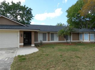 98 Spanish Oak Ln, Apopka, FL 32703