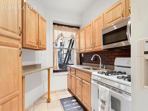 4th image of 310 W 99th St APT 205