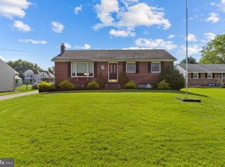 16 Grenlynne Dr, Grenloch, NJ 08032