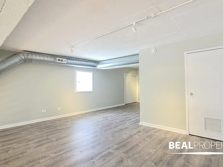 2320 N Damen Ave #2D — Photo 19