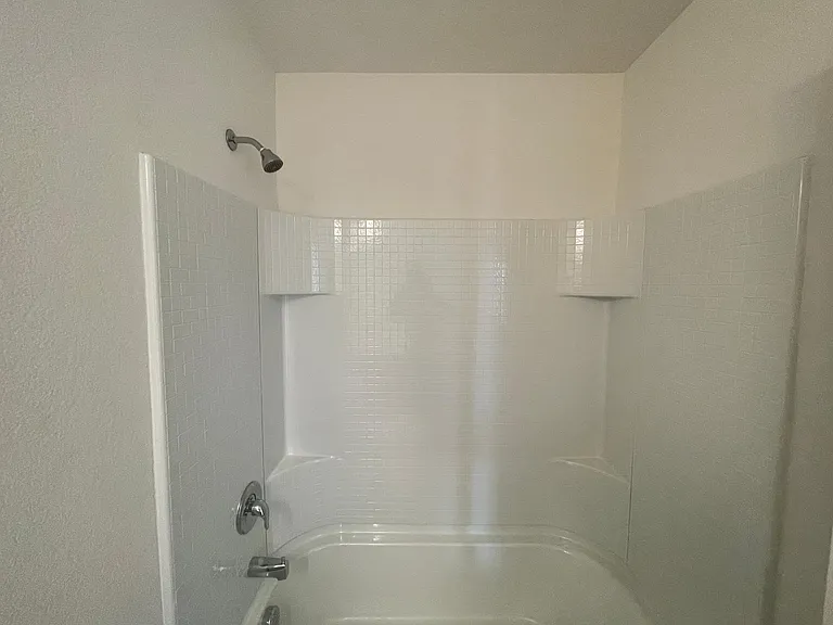 6224 Old Bridge Way — Photo 5