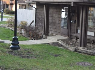 5527 Delmonte Dr #5527, Hanover Park, IL 60133