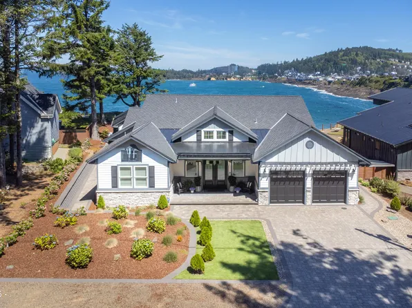 215 SW Cliff St, Depoe Bay, OR 97341