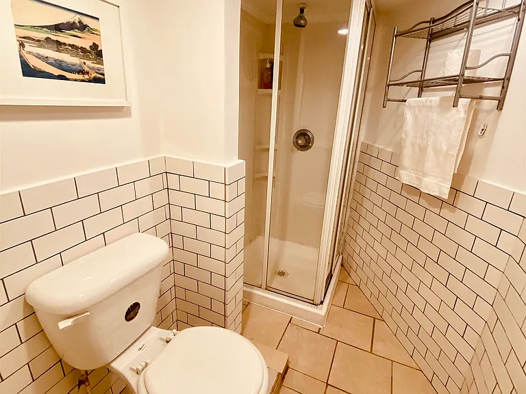 192 Bowers St #A — Photo 20