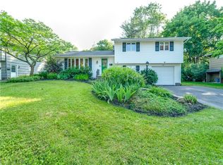 163 Wendover Rd, Rochester, NY 14610