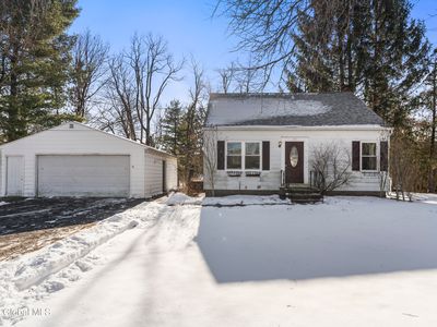 25 Bacon Lane, Loudonville, NY, 12211
