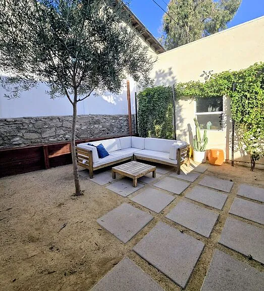 919 Isabel St — Photo 23