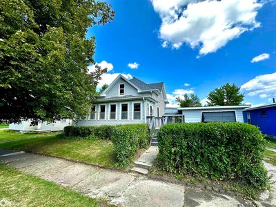 1307 2nd Ave, Belle Plaine, IA, 52208