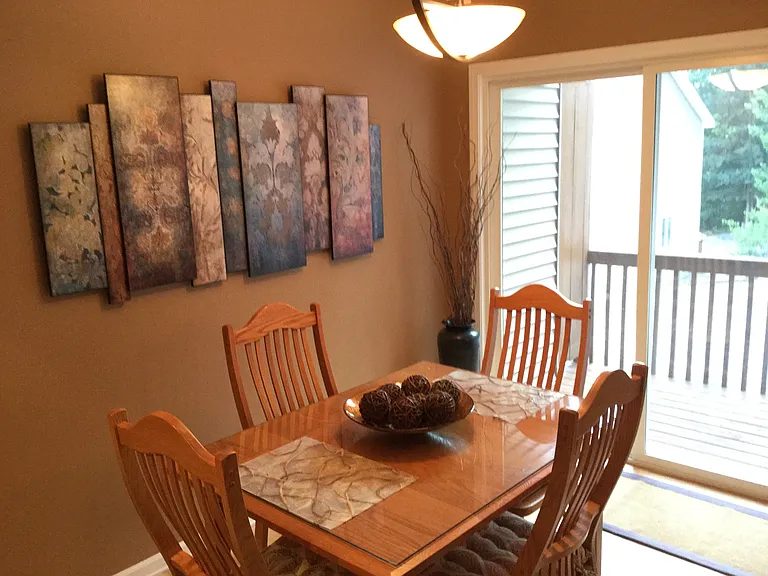 Sherwood Forest Dr — Photo 5