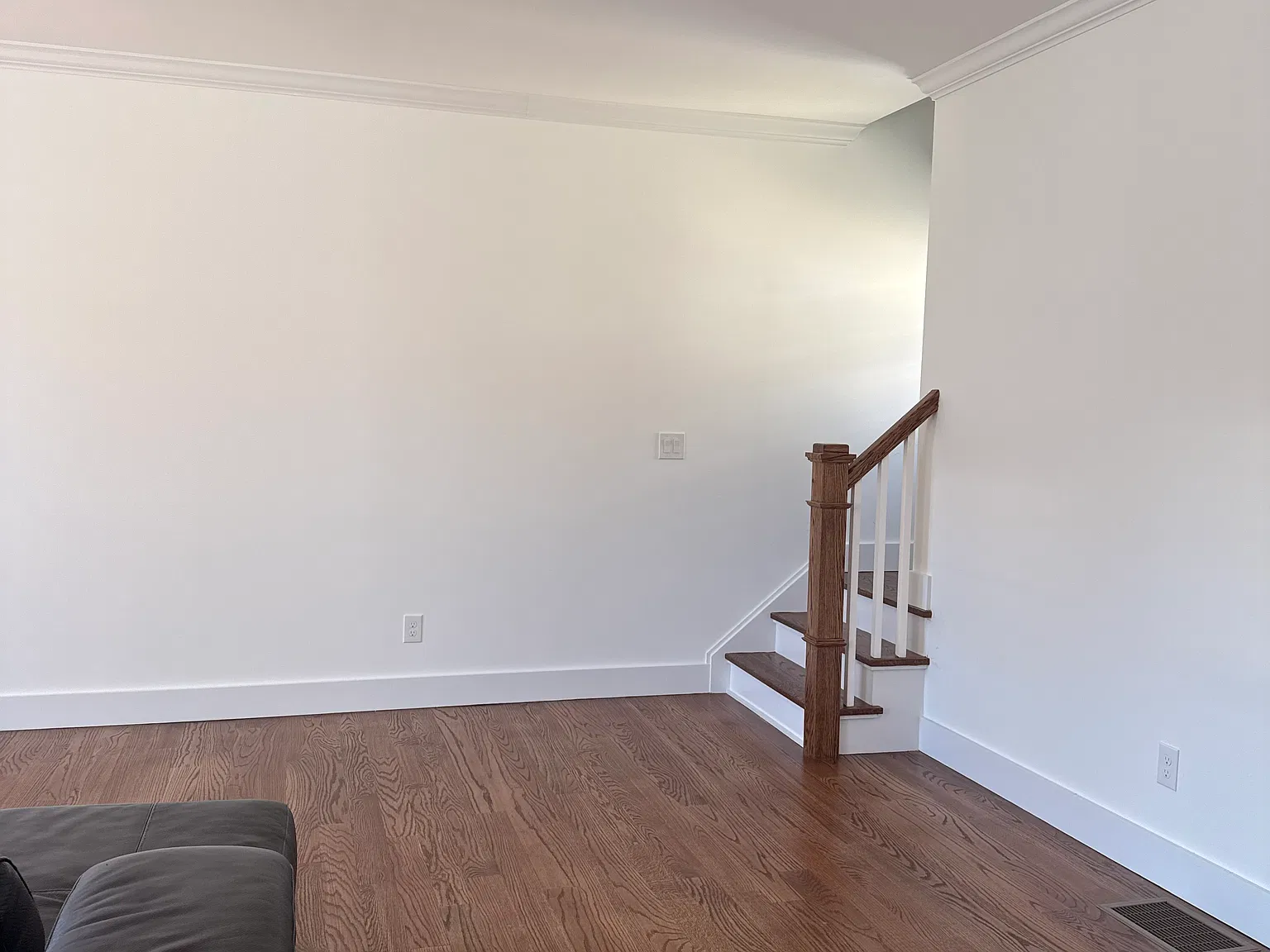 2 bed, 1.5 bath, 1100 sqft, $2,700 — Photo 3