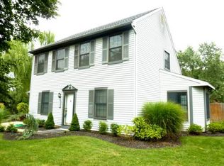 34 Saddle Dr, Mount Laurel, NJ 08054