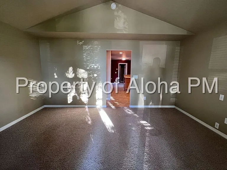 1803 Broxon — Photo 3
