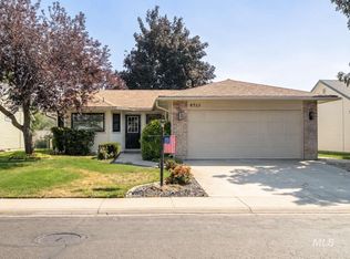 8325 Willowdale Dr, Garden City, ID 83714