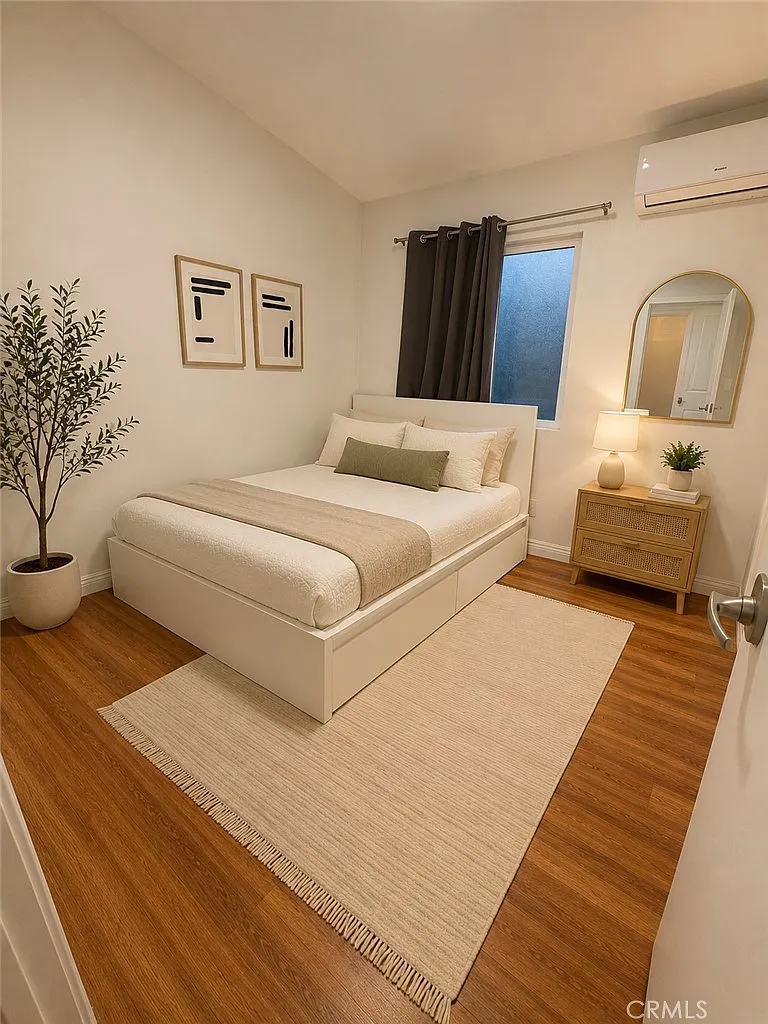 4 bed, 1200 sqft, $3,750 — Photo 3