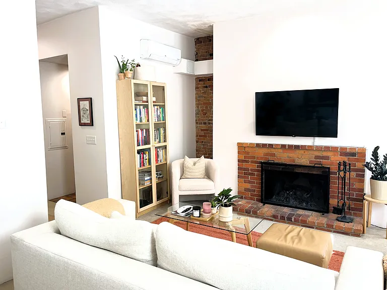69 Chandler St #3 — Photo 7