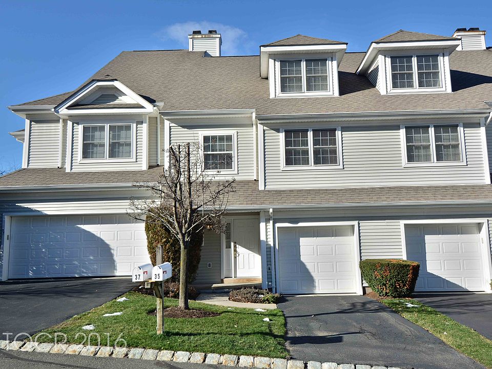 1st image of 35 Crystal Hill Dr
