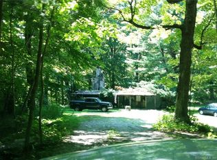 380 Webb Cir, Monroe, CT 06468