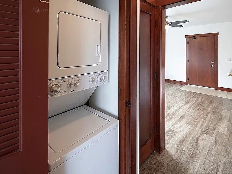 1st image of 3720 Yonge St #272