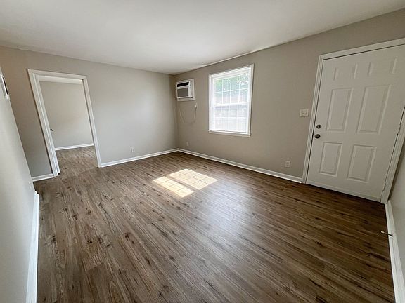 5th image of 707 Power St APT C