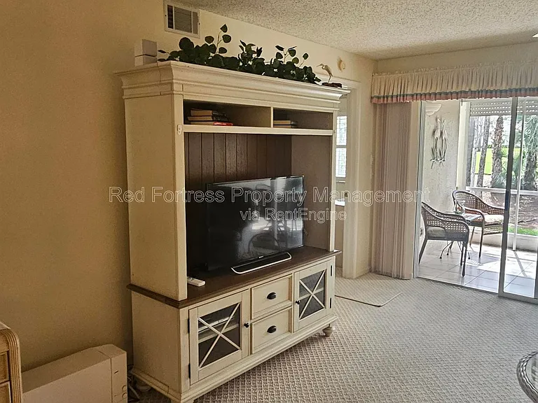 6700 Dennis Cir #A-103 — Photo 7