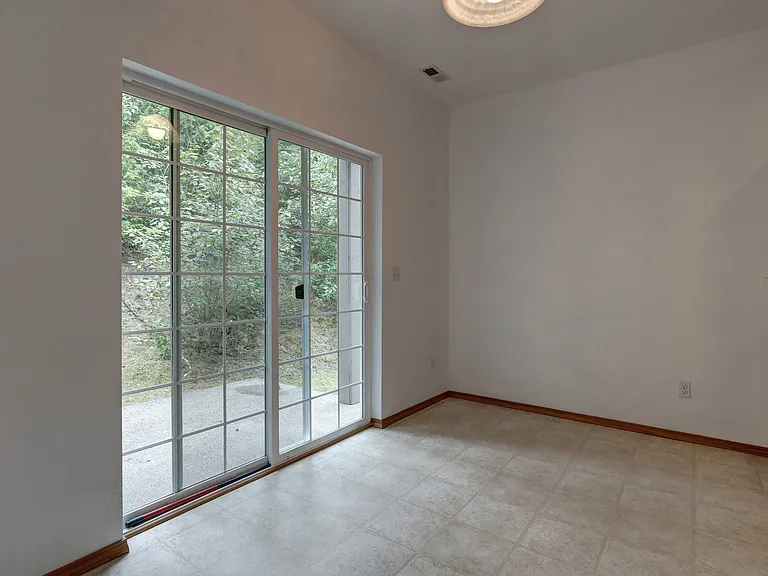 5118 Evan Ct SE — Photo 8