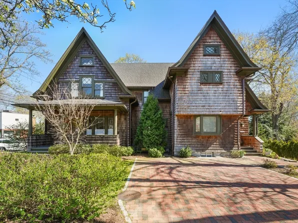 76 Fuller St Unit 76, Waban, MA 02468