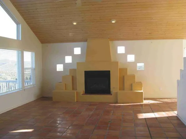 7 Metate Dr, Sandia Park, NM 87047