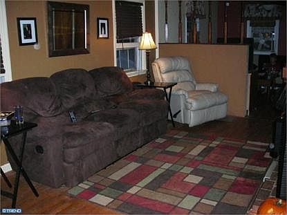 2nd image of 303 Chestnut Ave