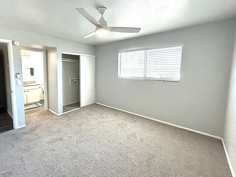 1 bed with ensuite bath