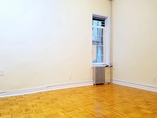 Rented by City Connections Realty | media 17