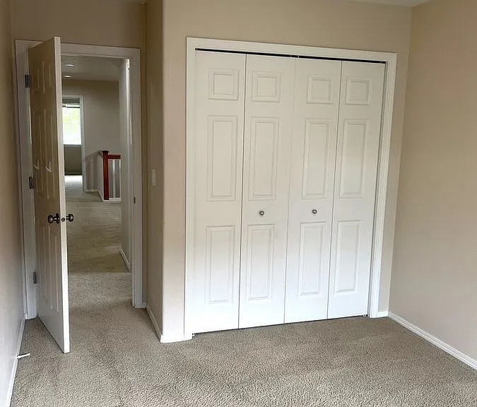 1008 SE Bacarra St — Photo 35