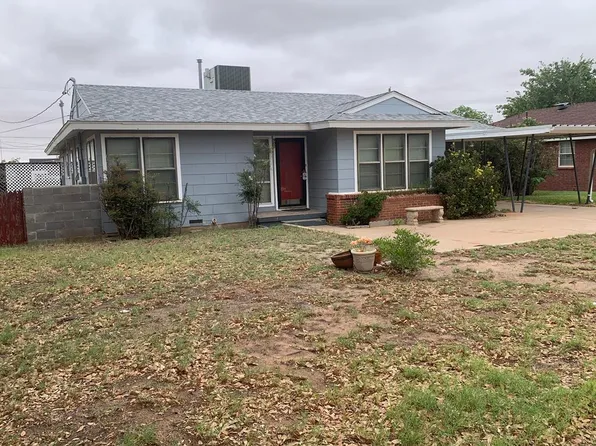 902 S Katherine St, Crane, TX 79731