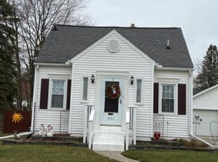 2343 Nichols Ave, Flint, MI 48507