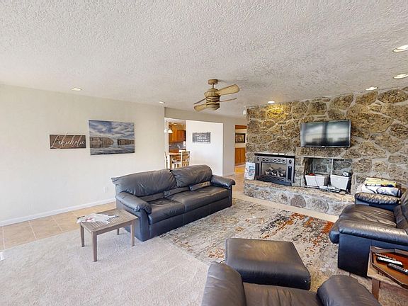 4th image of 25624 Lakeview Rd