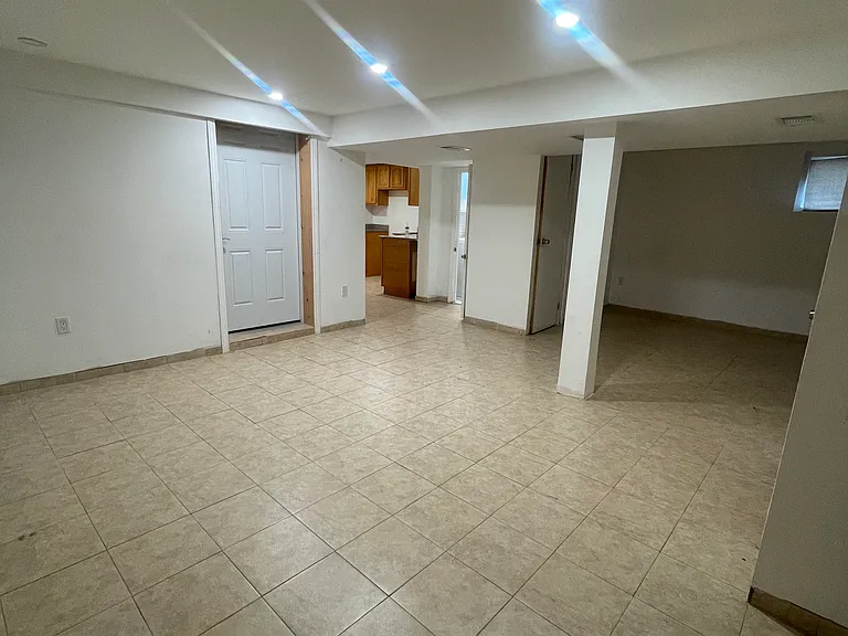 45 Ebony St #1 — Photo 6