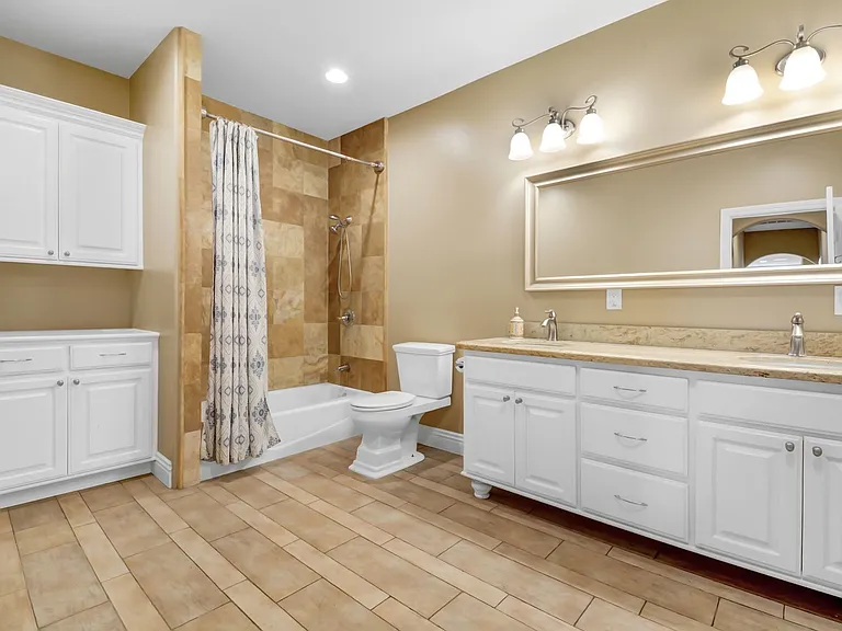 456 Myrtle Ave — Photo 13