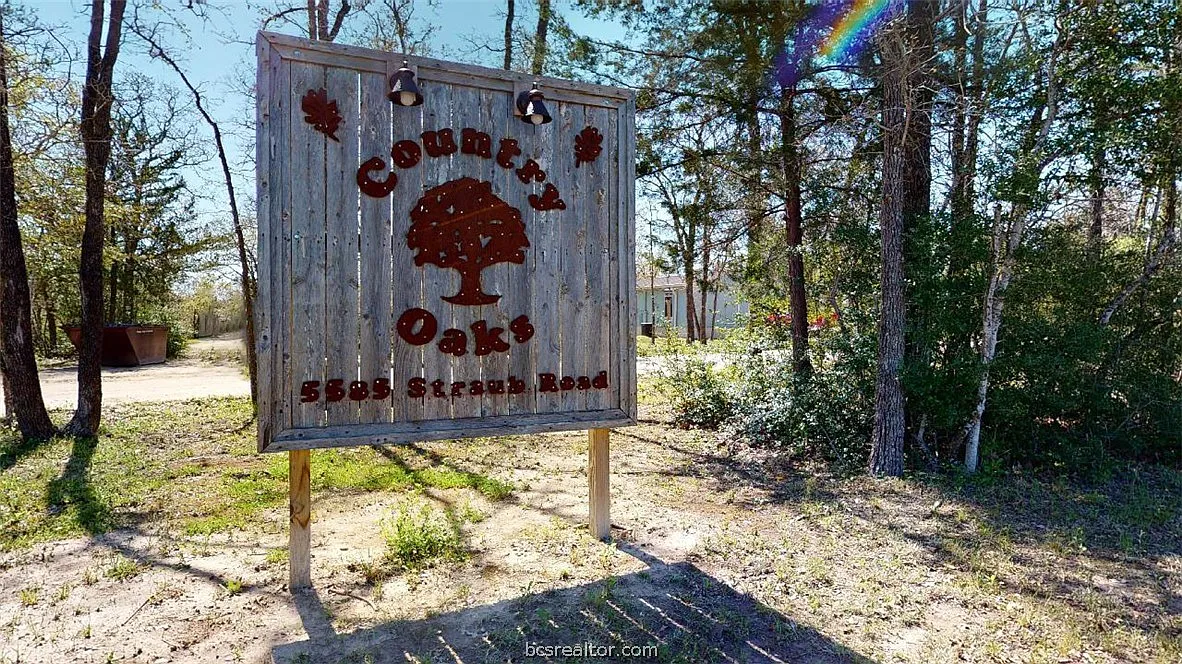 2 bed, 1.0 bath, 783 sqft, $1,050 — Photo 1