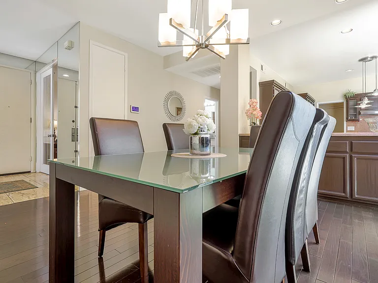 142 Lake Shore Dr — Photo 5