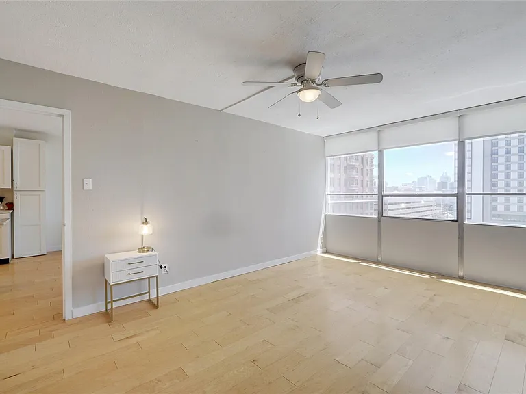 1800 Lavaca St #A-703 — Photo 13